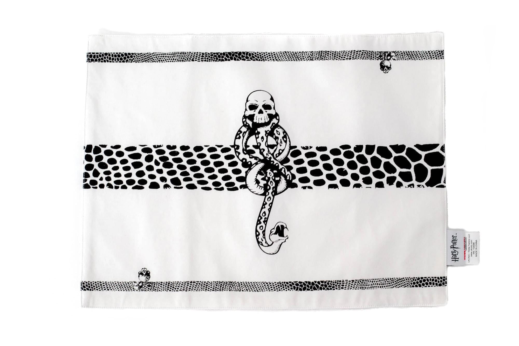 Harry Potter Death Eater 4 Piece Dinner Placemat Set 18" X 14"