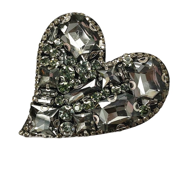 Sew on Heart Patches Applique Iron On Sew On Patches Rhinestones Applique for Wedding Dress Clothing Jeans Jackets Hat