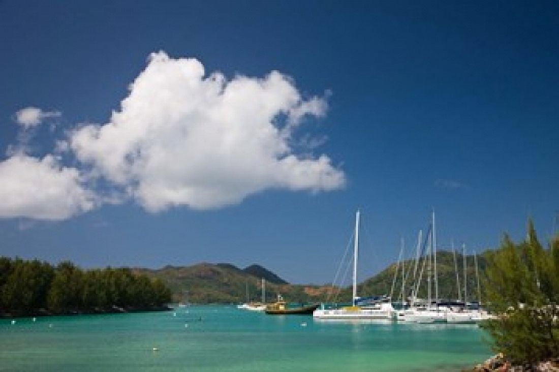 Seychelles Praslin Island Baie St Anne bay Canvas Art - Walter Bibikow DanitaDelimont (38 x 25)