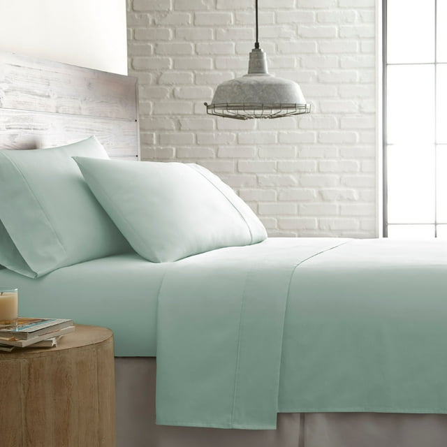 Shabby Chic Floral Printed & Solid 300 Thread Count 100-percent Cotton Sateen Sheet Set by Southshore Fine Linens