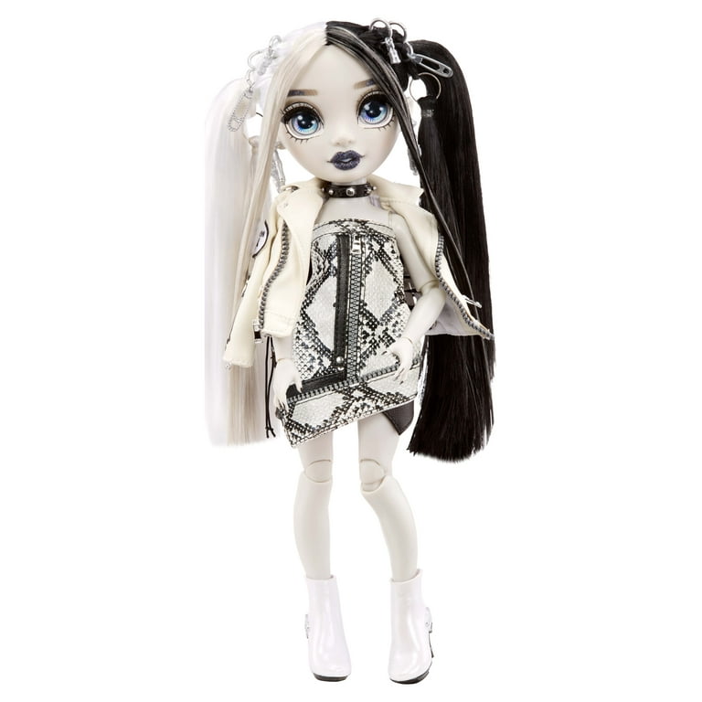 Shadow High Series 1 Heather Grayson- Grayscale Fashion Doll. 2 Grey  Designer Outfits to Mix & Match with Accessories, Great Gift for Kids 6-12  Years Old and Collectors 