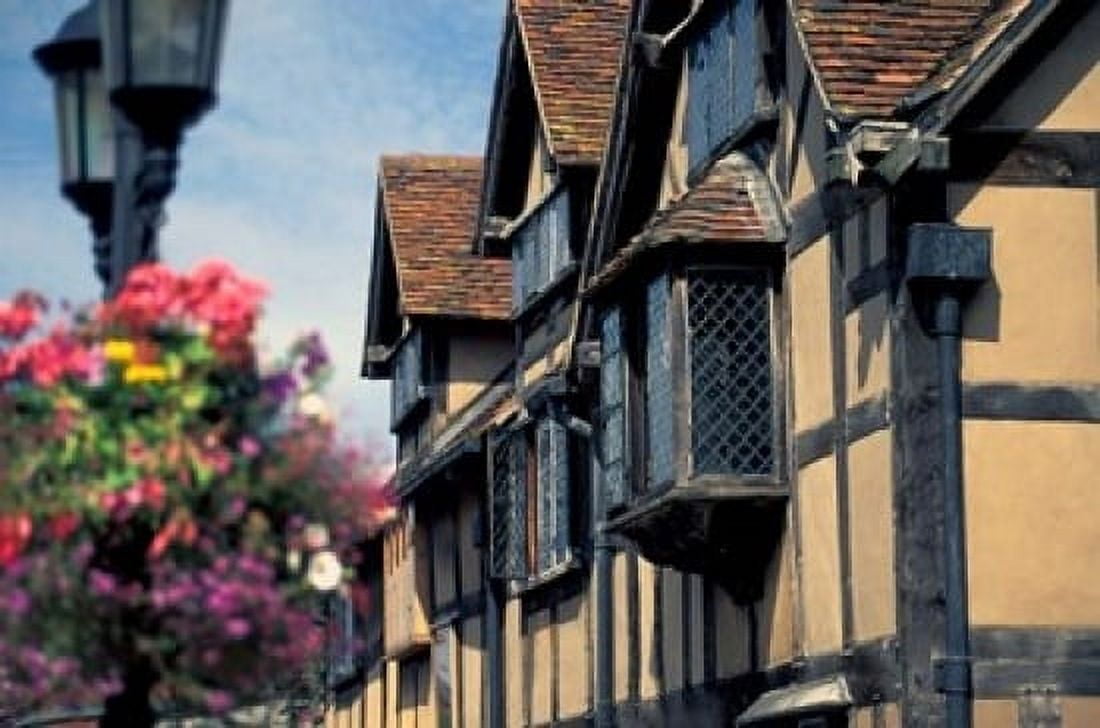 Shakespeares Birthplace Stratford-on-Avon England Canvas Art - Nik Wheeler  DanitaDelimont (24 x 15)