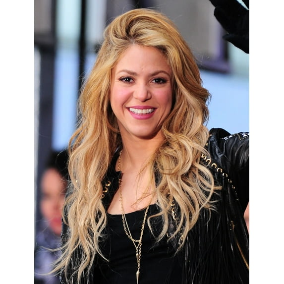 Shakira On Stage For Nbc Today Show Concert With Shakira, Rockefeller Plaza, New York, Ny March 26, 2014. Photo By: Gregorio T. Binuya/Everett Collection Photo Print (8 x 10)