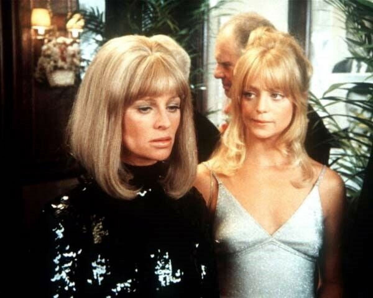 How Old Was Goldie Hawn In 1974
