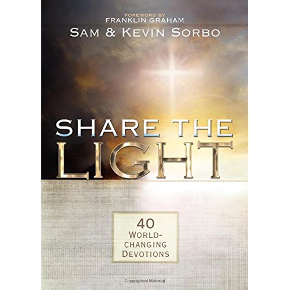 Pre-Owned Share the Light : 40 World-Changing Devotions (Paperback) 9781424557264