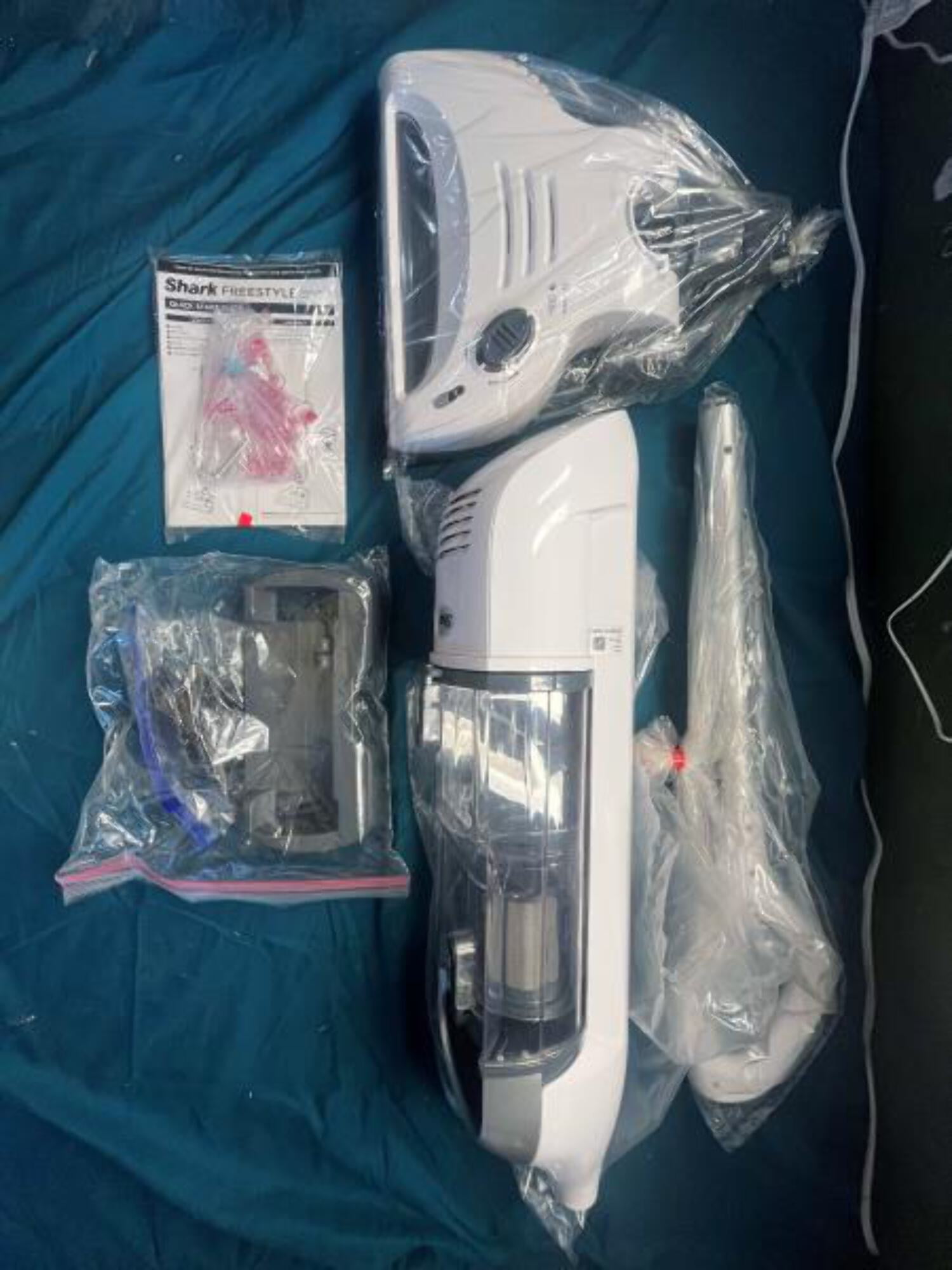 shark navigator freestyle cordless stick vacuum (sv1106)