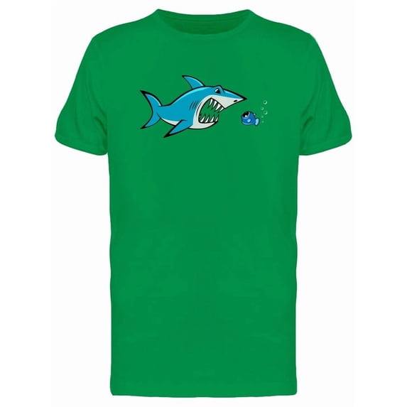 Shark Scaring Tiny Fish Tee Men's -Image by Shutterstock