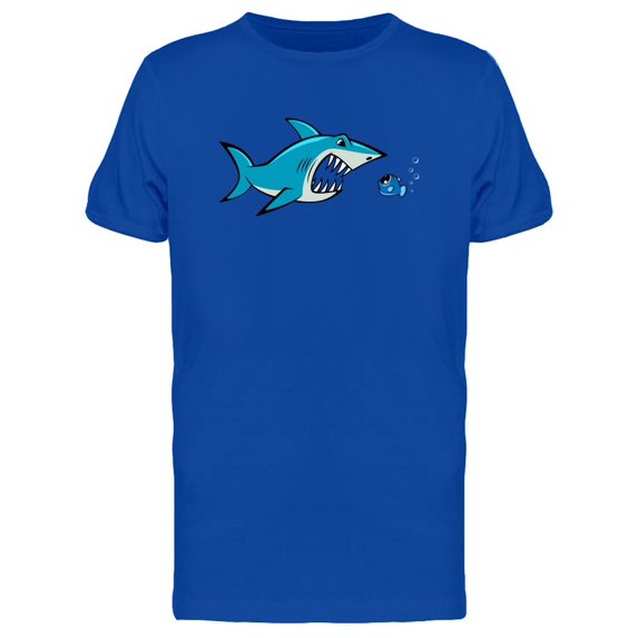 Shark Scaring Tiny Fish Tee Men's -Image by Shutterstock
