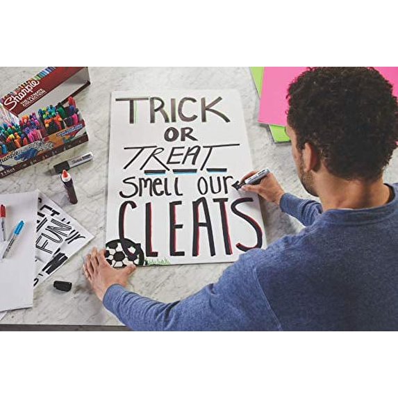Sharpie 44001 Oversized Chisel Tip Extra Wide Magnum Permanent Marker (2 Boxes), Black, Sturdy Extra-wide Felt Chisel Tip, Quick-drying Ink is Fade-and Water-Resistant, 12 Marker Per Box