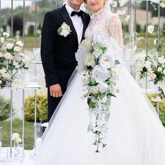 Sharprepublic Wedding Bouquet for Bride Artificial Flowers for Rustic Wedding Cascading Bouquet Holding Flowers for Decoration Valentine's Day