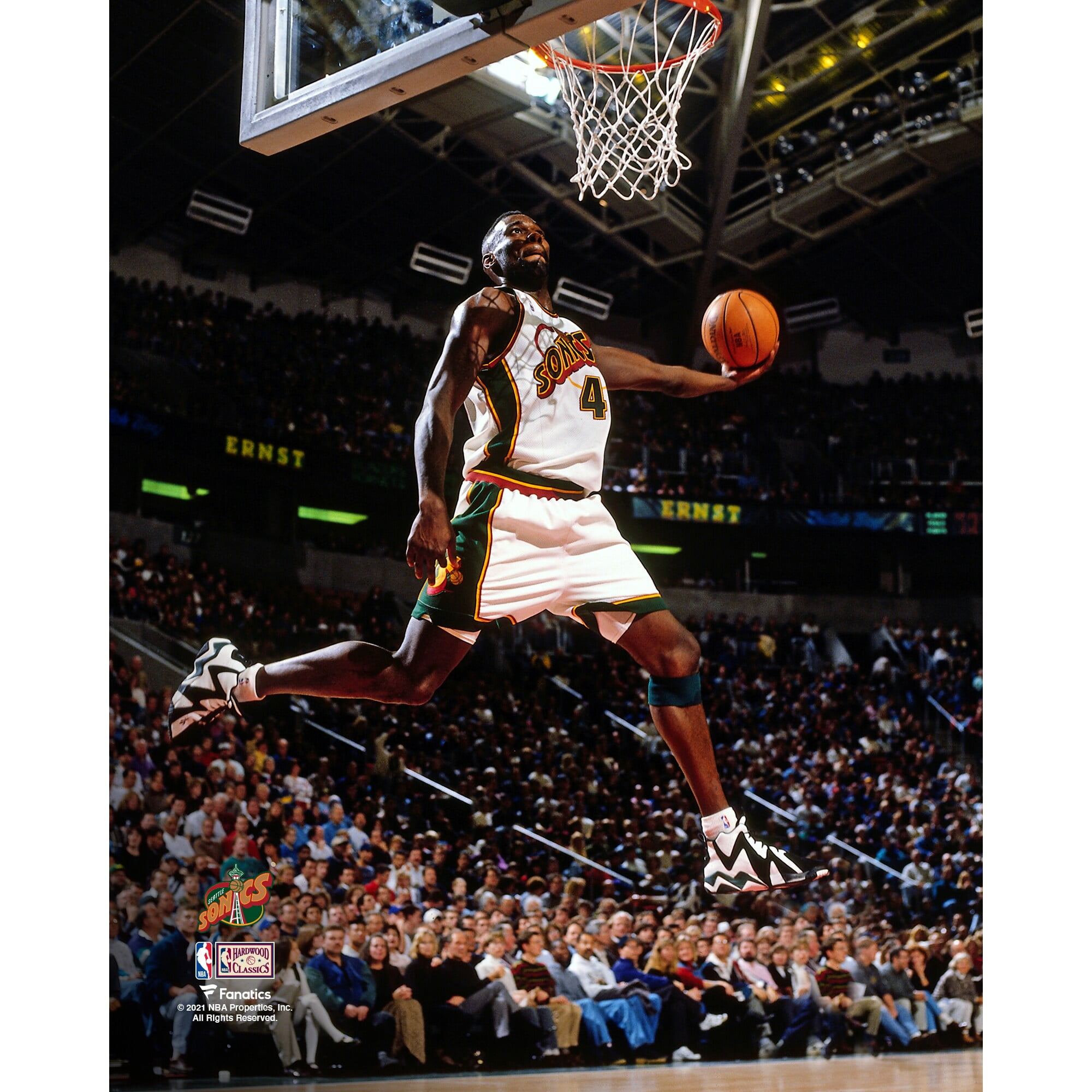 Shawn Kemp Seattle SuperSonics Unsigned Hardwood Classics Windmill Dunk