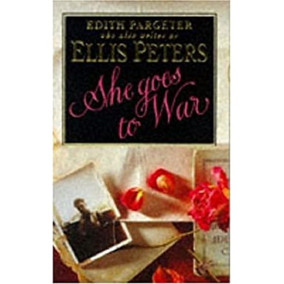Pre-Owned She Goes to War, 9780747232773, 0747232776, Paperback,