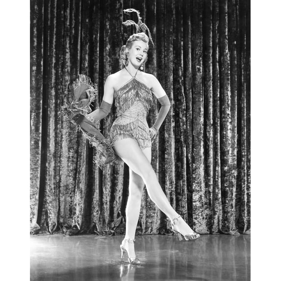 She'S Working Her Way Through College Virginia Mayo 1952 Photo Print (8 x 10)