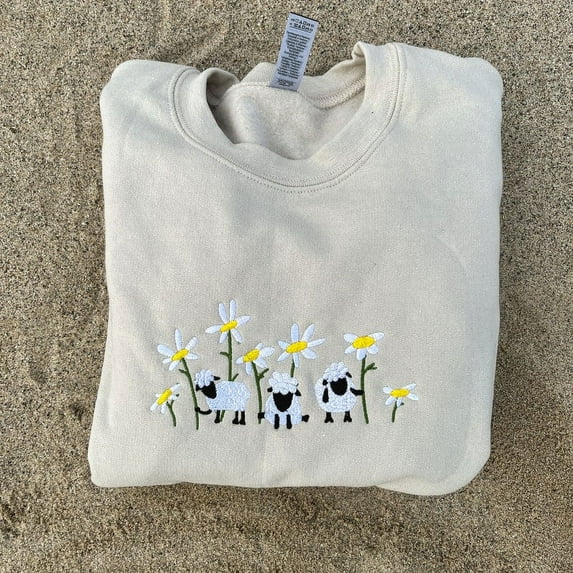Sheep And Daisy Embroidered Sweatshirt
