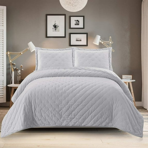 Sheetsnthings Velvet Grey Fluffy Coverlets, Full/Queen Oversized 3pc Quilt Set (92-Inch Wide x 96-Inch Long) All Seasons Bedspread with Embroidered Mini Dots