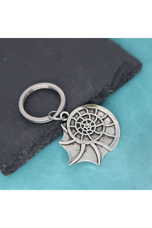 Shell Keychain Beach Conch Key Ring Motorcycle Car Door Key Chains Sea Souvenir Gifts For Women Girls DIY Handmade Jewelry