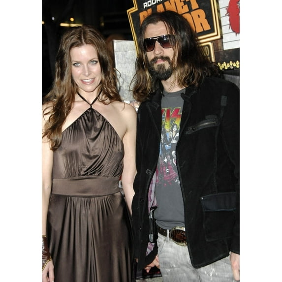 Sheri Moon Rob Zombie At Arrivals For Grindhouse Los Angeles Premiere Orpheum Theatre Los Angeles Ca March 26