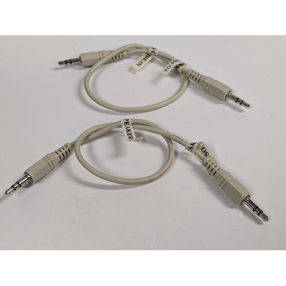 Shielded 12" Stereo 3.5mm Mini Plug to Stereo 3.5mm Mini Plug Jumper Cable