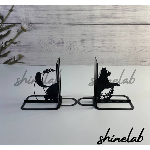 Shinelab Cat With Moon Metal Bookends Decor Custom Cat Pet Name Bookend Gift, Animal Desk Bookshelf Decor 6143
