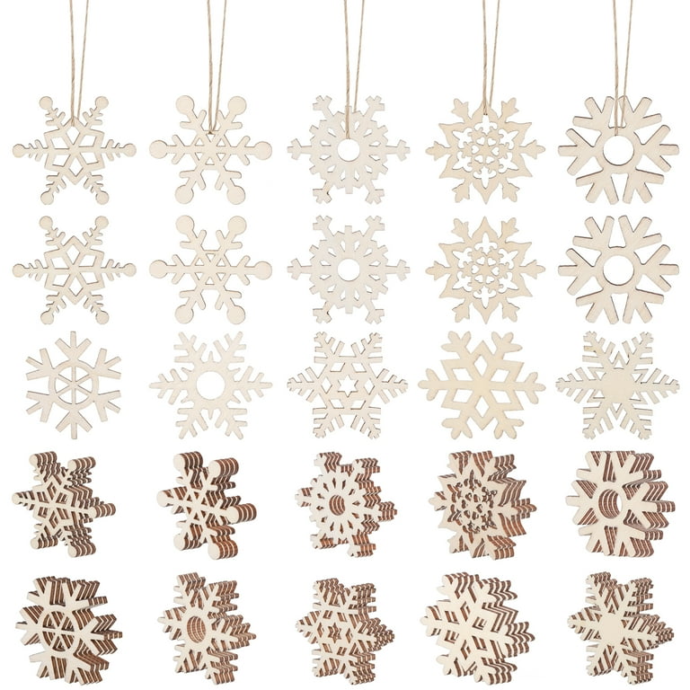 Distressed Wooden Snowflake Ornament GM10952