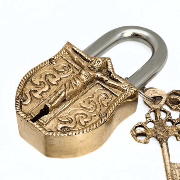 Shiny Brass Vintage Padlock with Embossed Jesus Christ Design Decorative & Functional for Front Gates, Farm Gates, Villas, and Collectibles, Antique-Style Lock for Religious Dcor