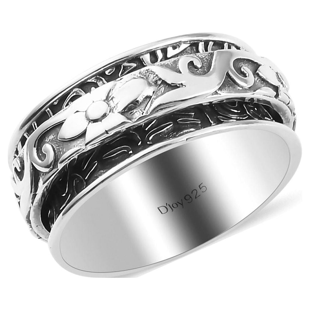 Oxidized Stamed Flower in Heart Ring Oxidized Stamed Flower in Heart Ring