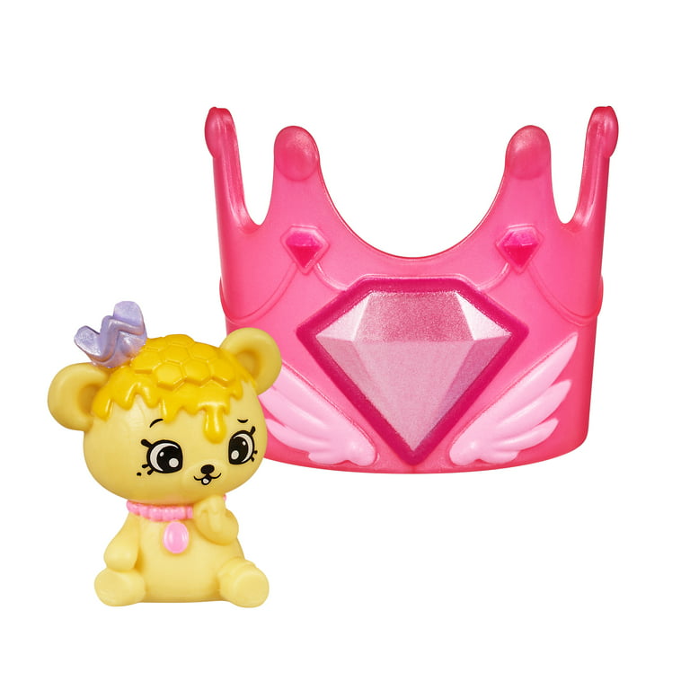 https://i5.walmartimages.com/seo/Shopkins-Happy-Places-Doll-House-Line-Collectible-Pets_84eac30f-7b85-480e-b45a-adb8be720099_1.887fc1899c70166ab235695f5f732d26.jpeg?odnHeight=768&odnWidth=768&odnBg=FFFFFF
