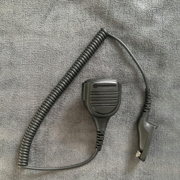 Shoulder Speaker Mic PMMN4024A for XPR6550 PMMN4025 XPR7550 XPR7550e Tested