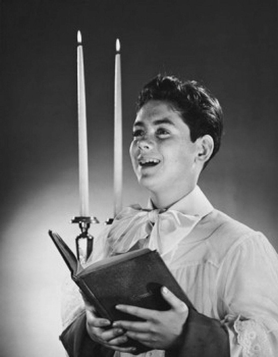 Side profile of a choir boy singing Canvas Art - (18 x 24)