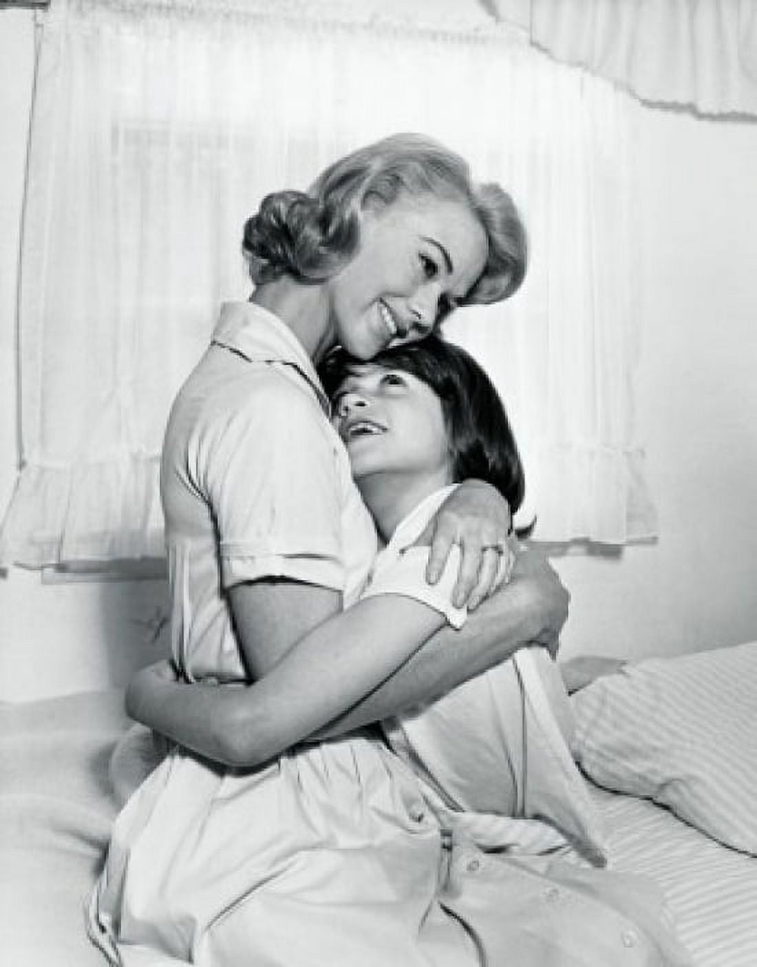 Side profile of a mother hugging her daughter Canvas Art - (24 x 36)
