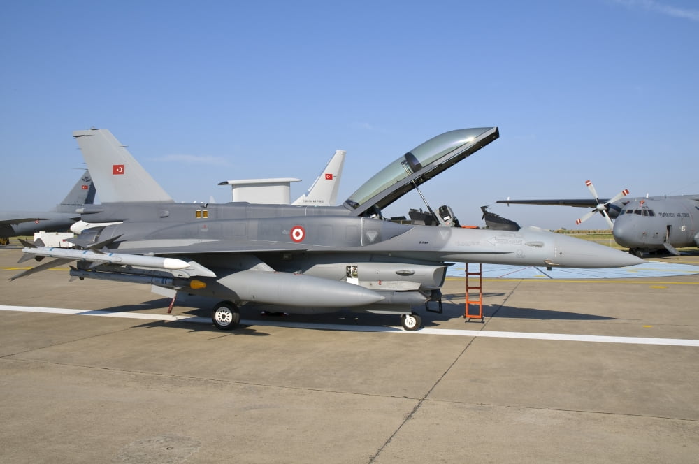 Side view of a Turkish-built F-16 aircraft Canvas Art - Giovanni CollaStocktrek Images (35 x 24)