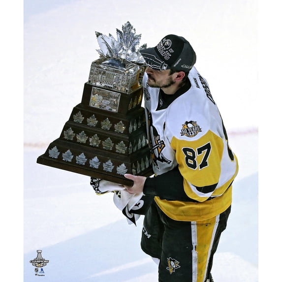 Sidney Crosby Pittsburgh Penguins Unsigned 2017 Stanley Cup Champions Raising Conn Smythe Photograph