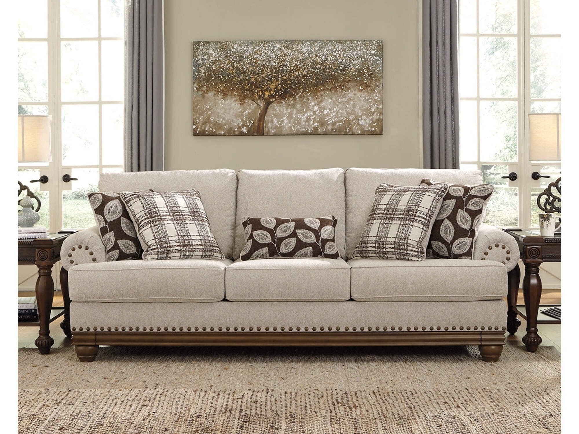 Harleson Traditional White Pleated Sofa with Bun Feet