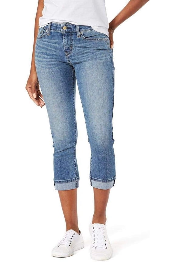 Signature by Levi Strauss & Co. Gold Label Women's Mid-Rise Slim Fit Capris (Standard and Plus) 6 Blue Ice