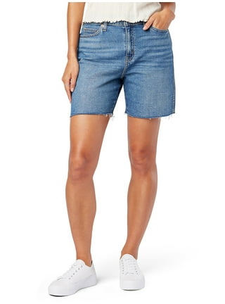 Levi womans shorts 2025
