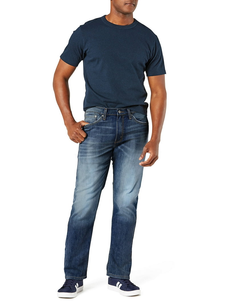 Signature by Levi Strauss & Co. Men's Regular Taper Fit Jeans