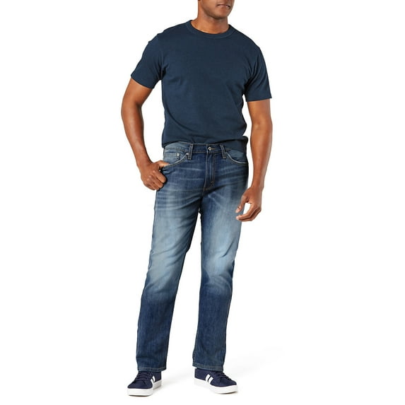 Signature by Levi Strauss & Co. Men's Regular Taper Fit Jeans