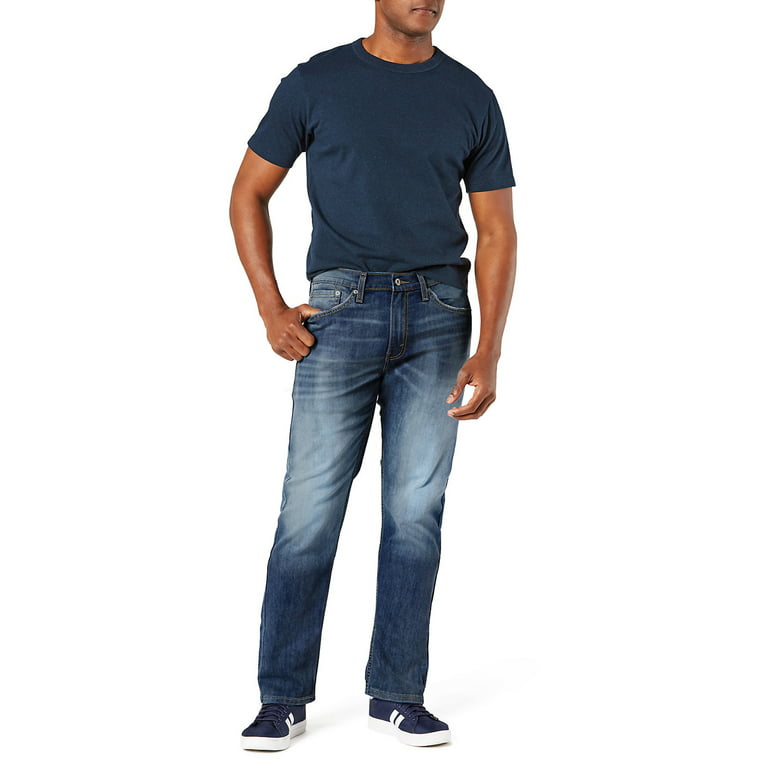 Signature by Levi Strauss Men\'s Regular Fit Jeans Co. & Taper