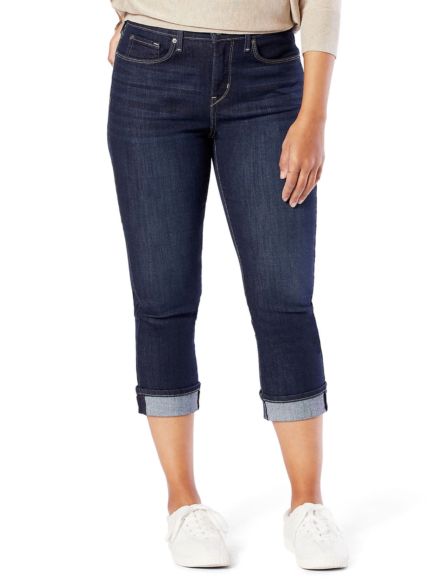 Signature by Levi Strauss & Co. Women\'s Mid Rise Capri Jeans
