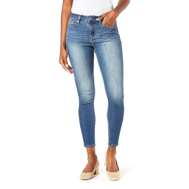 Signature by Levi Strauss & Co. Women's Modern Skinny Crop Jeans ...