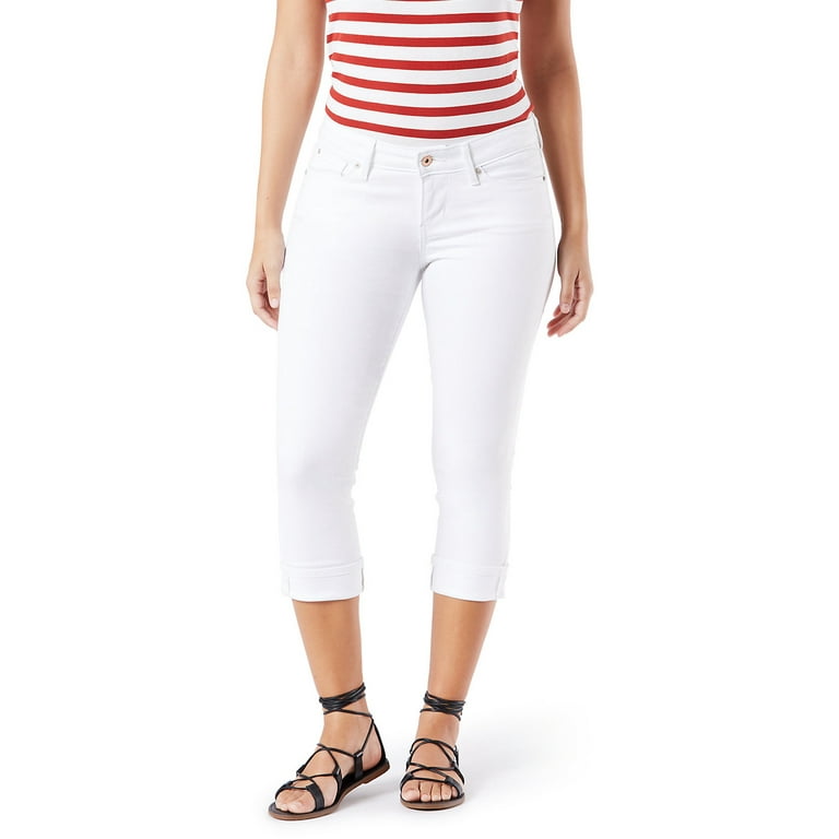 Levi Strauss Signature Women s and Women s Plus Mid Rise Capri Jeans Sizes 0 28