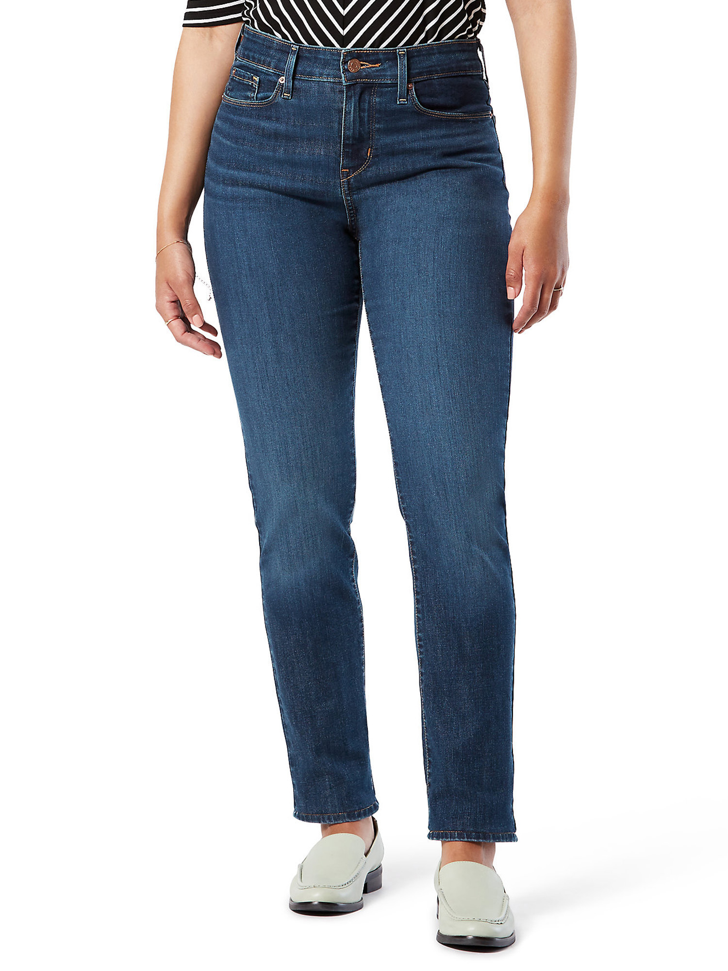 Signature by Levi Strauss & Co. Women's and Women's Plus Size Mid Rise Modern Straight Jeans, Sizes 2-28 - image 1 of 8