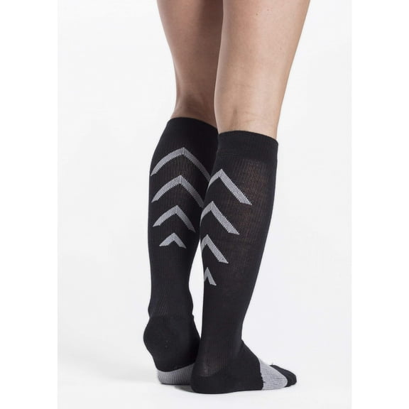 Sigvaris Well Being 401 Athletic Recovery 15-20 Knee High Compression Socks Black Medium