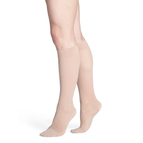 Sigvaris Style 782 Sheer 20-30 Closed Toe Knee High Compression Stockings Toasted Almond LS Short