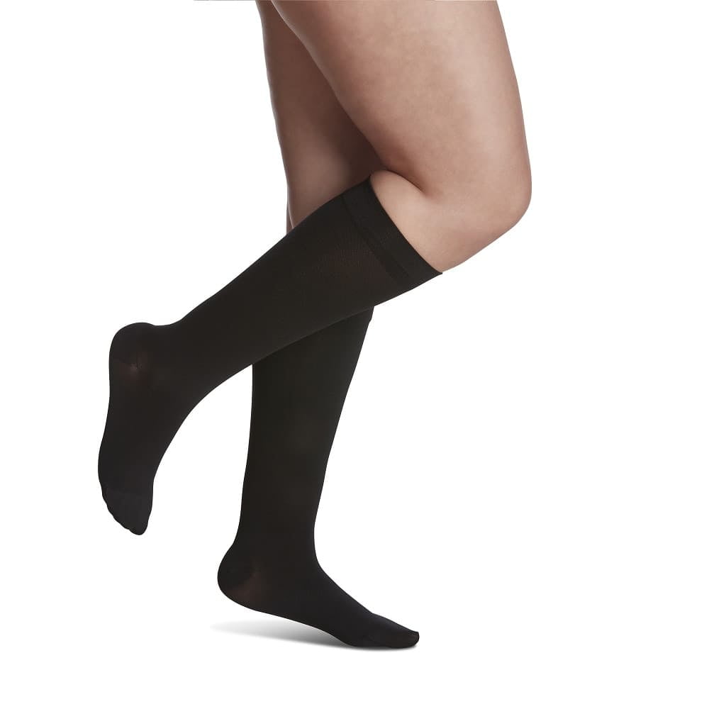 Sigvaris Style 842 Soft Opaque 20-30 Closed Toe Knee High Compression ...