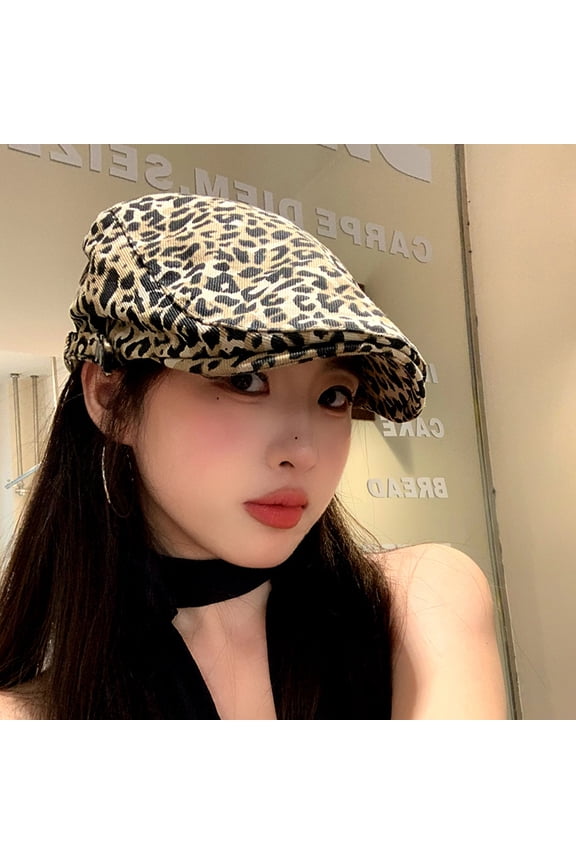 Forward Hat, Unique Design, American Retro Spicy Girl Leopard Pattern Duck Billed Hat, Women's Summer Thin Fashion Berry Hat