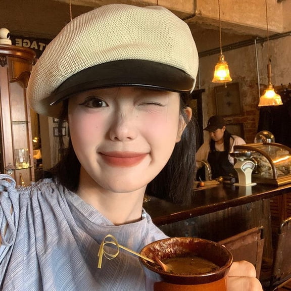 SikaFu Korean Version Of Versatile Beret For Women, Thin And Breathable, Retro British Style With A Big Head And A Bud, Painted By A Painter, Showcasing The Face With A Trendy Small Hat