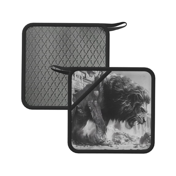 Sikiie Heroic Lion Encounter Pot Holders Kitchen Insulation Mats Heat Resistant Pot-Holder Oven Anti-Scald Pads for Cooking Baking, 7.1*7.1inch