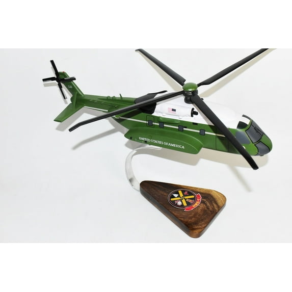 Sikorsky® VH-92 Patriot, HMX-1 Marine One, Mahogany Model