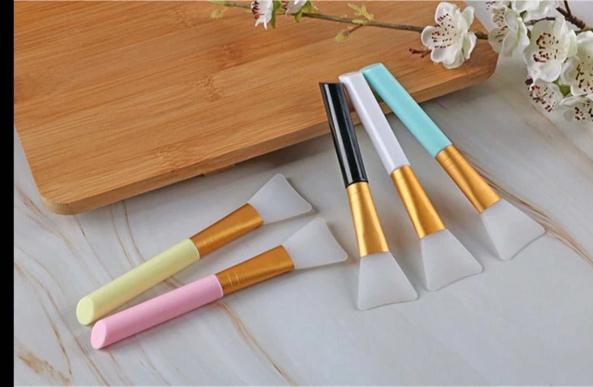 Silicone Face Mask Application Brush